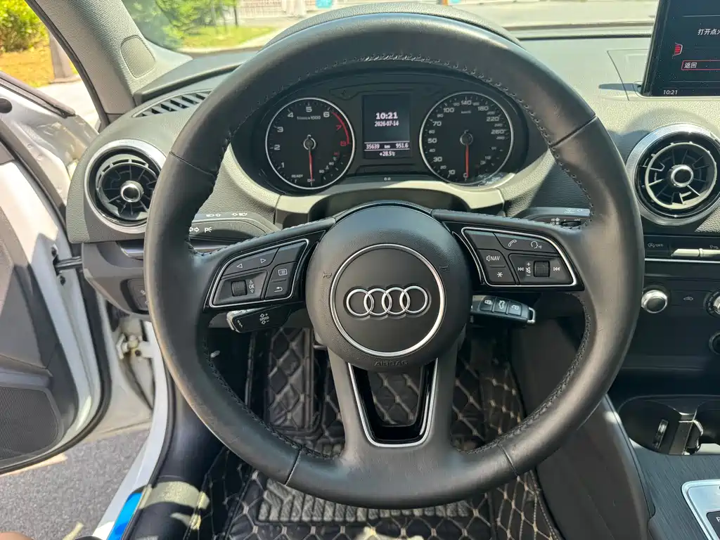 Audi A3 2020 — фото 12