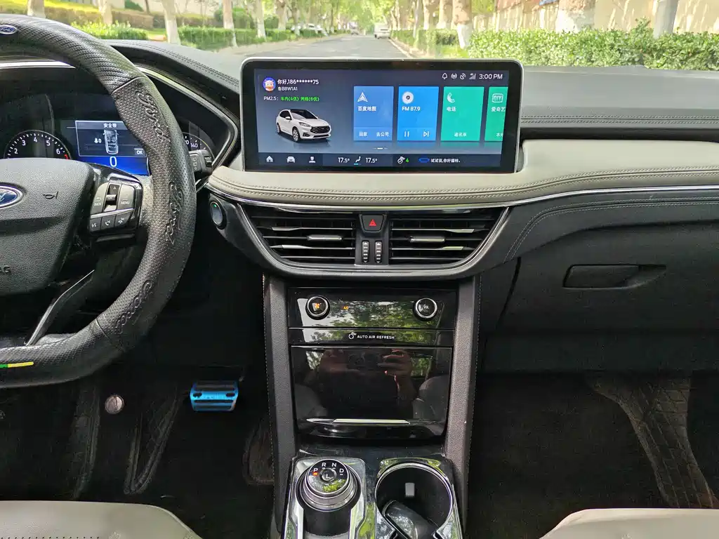 Ford Escape 2021 — фото 13