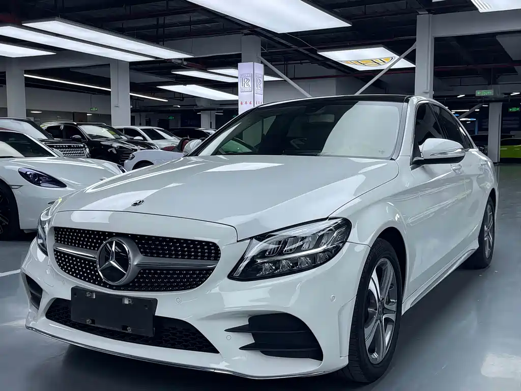Mercedes-Benz C-Class 2020