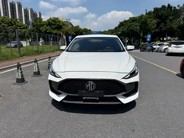 MG MG5 2023