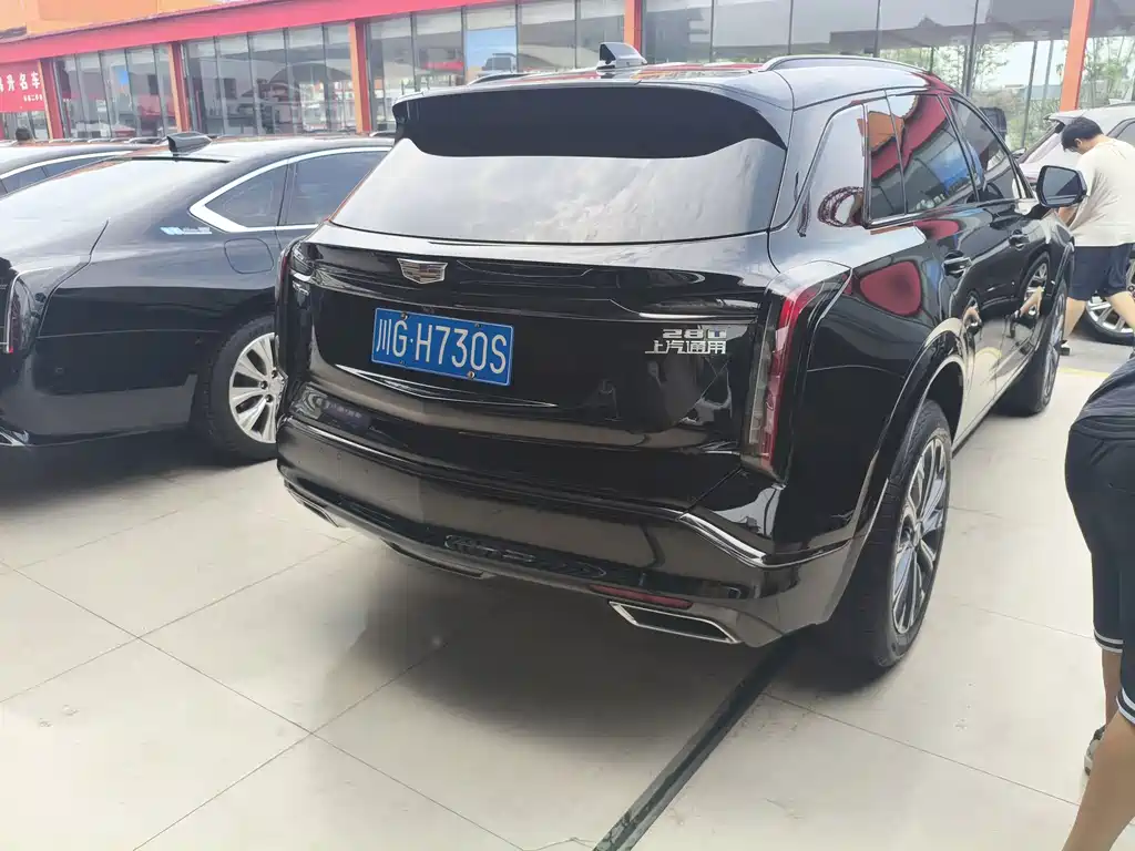 Cadillac XT5 2024 — фото 12