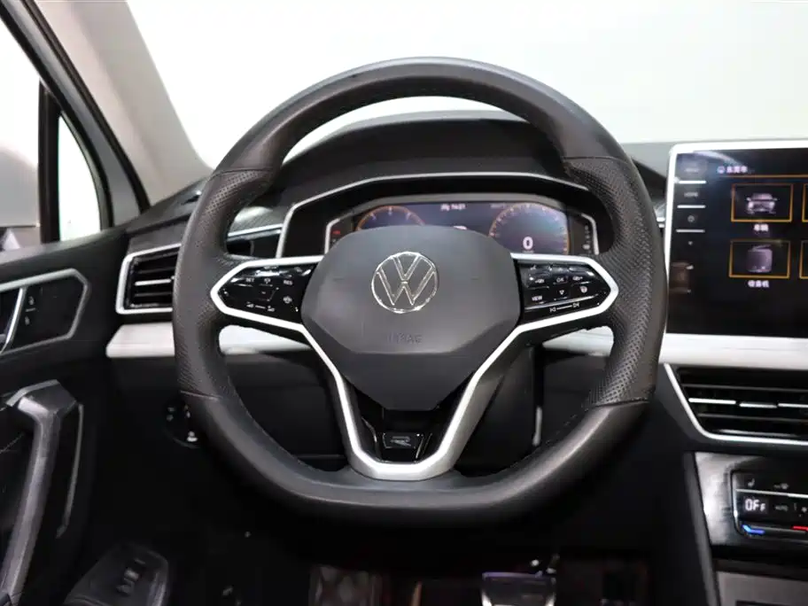 Volkswagen Tiguan L 2022 — фото 13