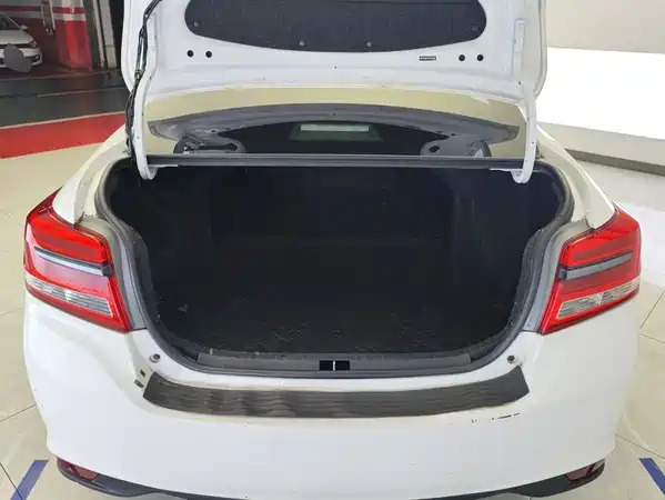 Toyota Yaris L 2018