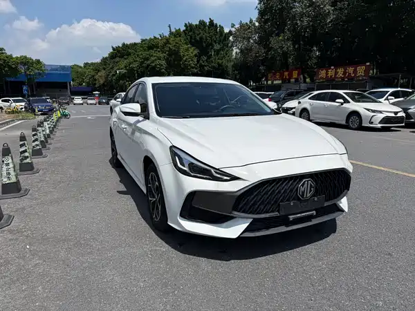 MG MG5 2023