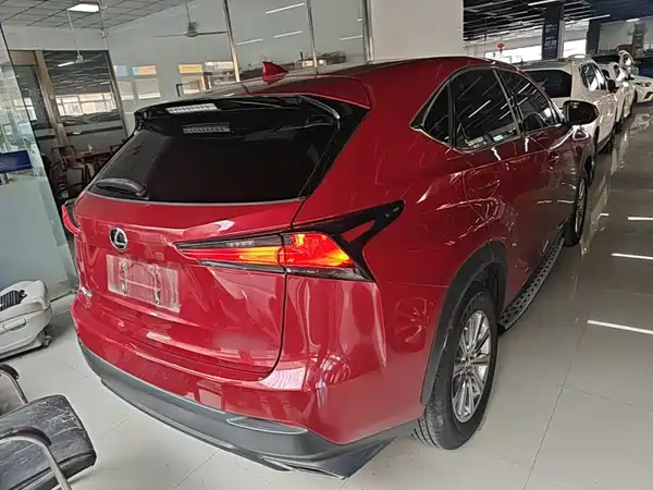 Lexus NX 2018