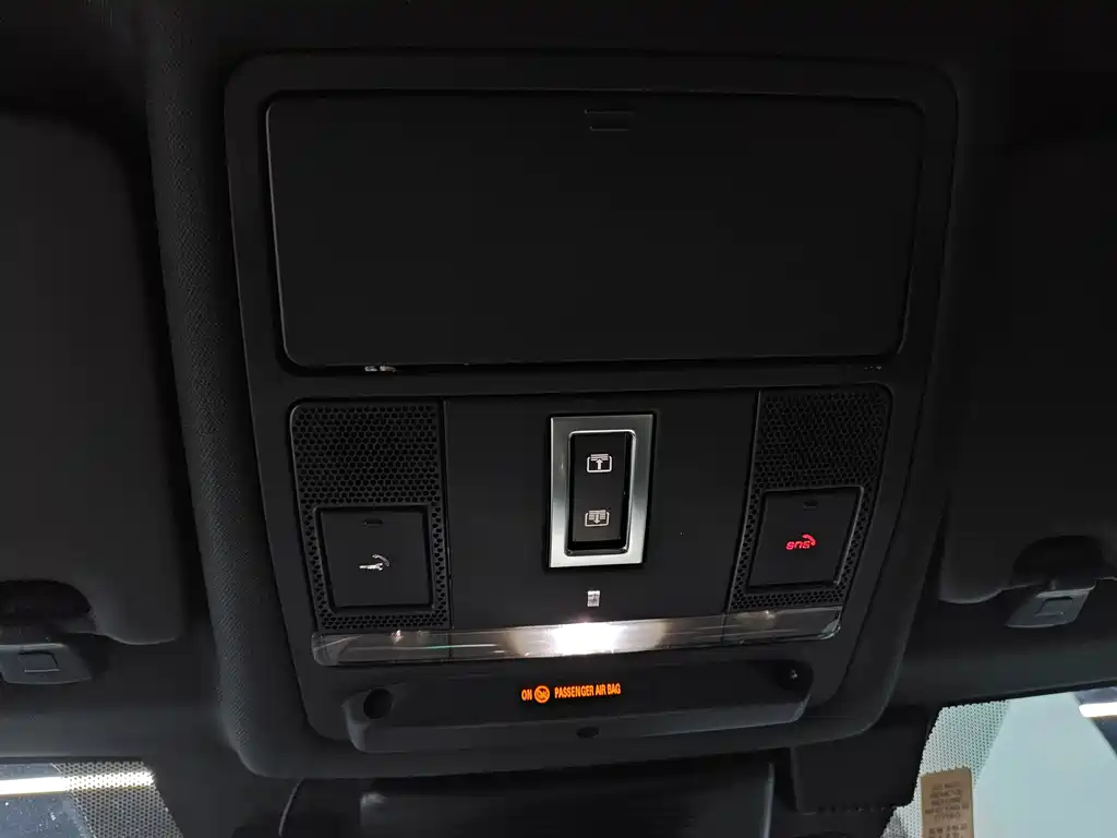 Land Rover Discovery Sport 2021 — фото 26