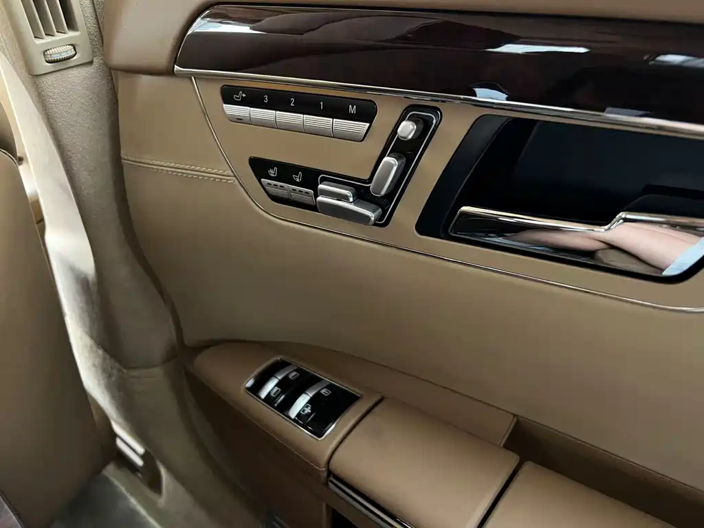 Mercedes-Benz S-Class 2008 — фото 14