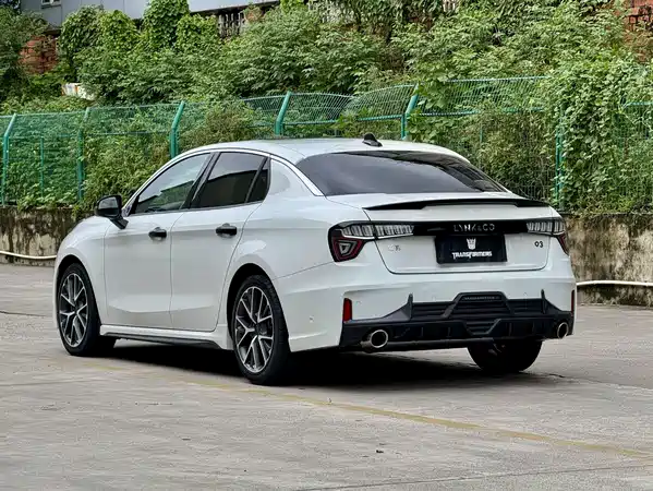 Lynk & Co 03 2021