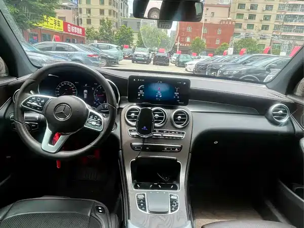 Mercedes-Benz GLC 2020