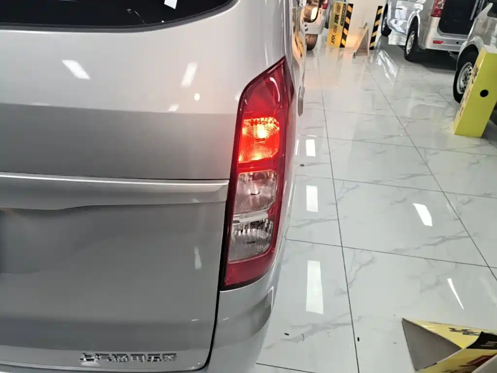 Wuling Hongguang V 2024 — фото 8