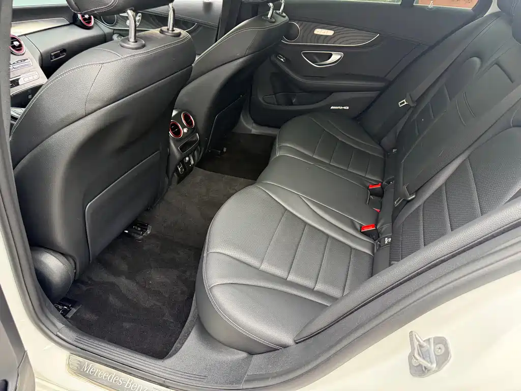 Mercedes-Benz C-Class 2019 — фото 32