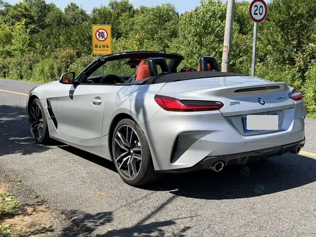 BMW Z4 2023 — фото 8