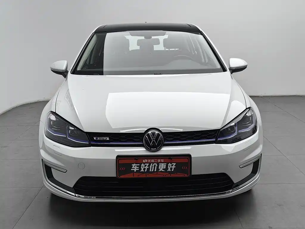 Volkswagen Golf Pure Electric 2020 — фото 3