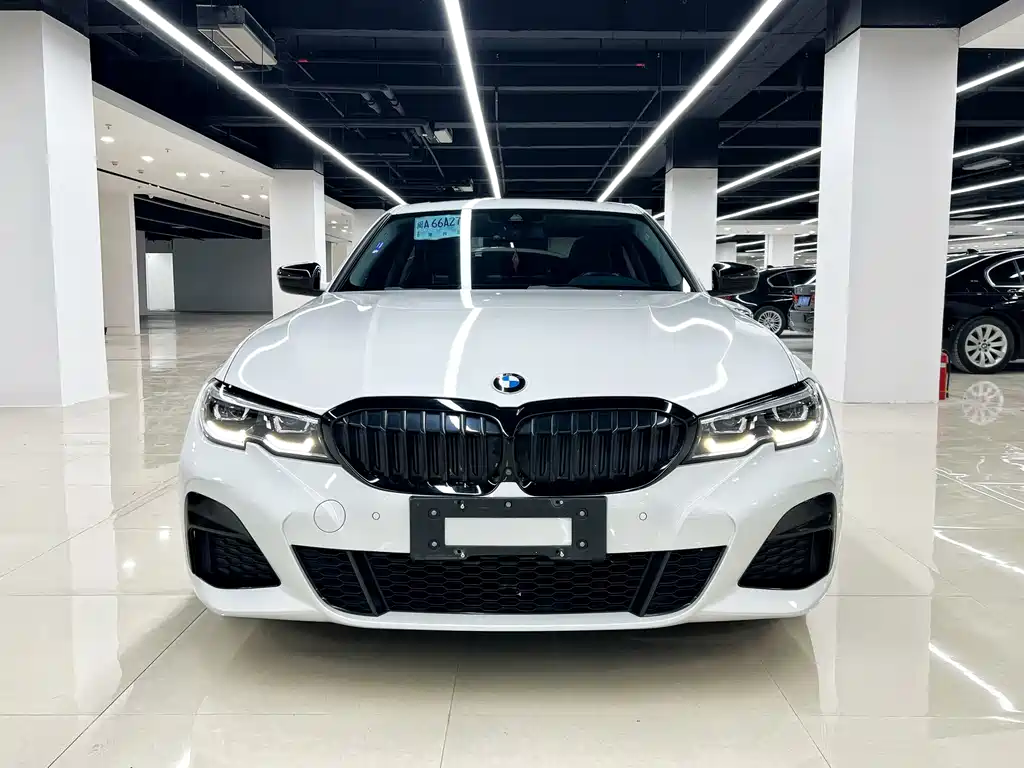 BMW 3 Series 2022