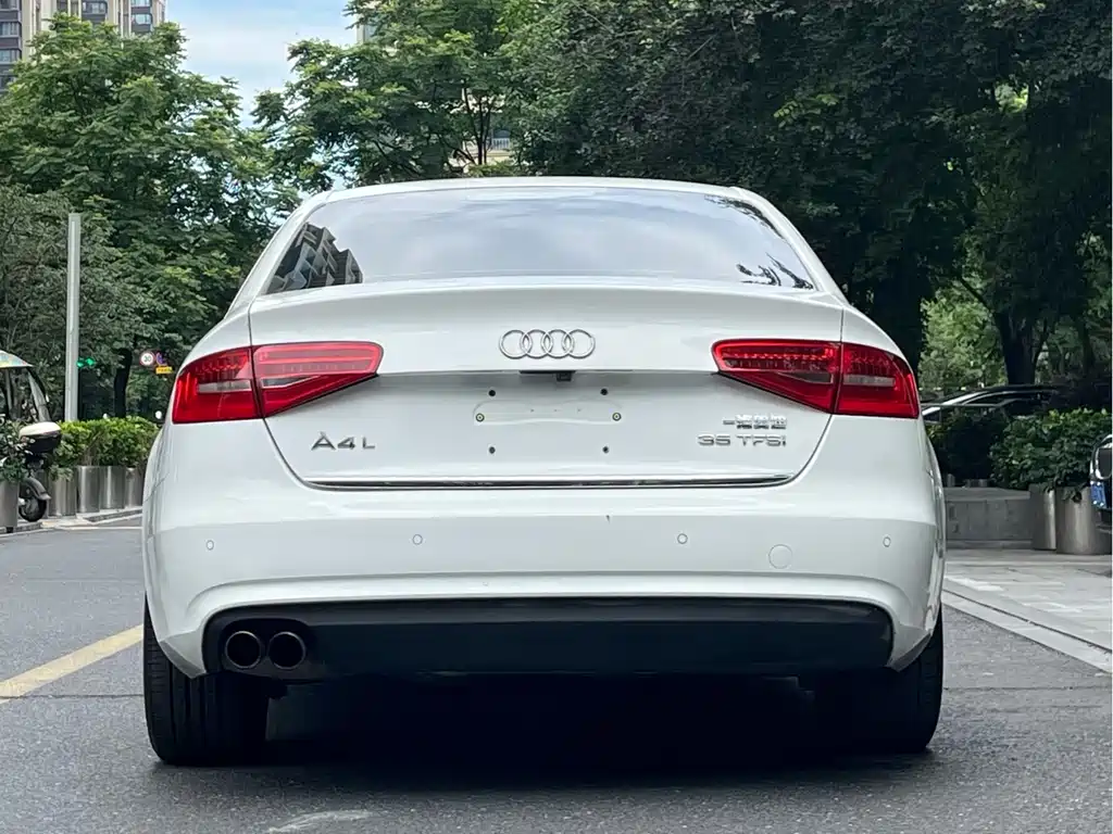 Audi A4L 2015 — фото 5