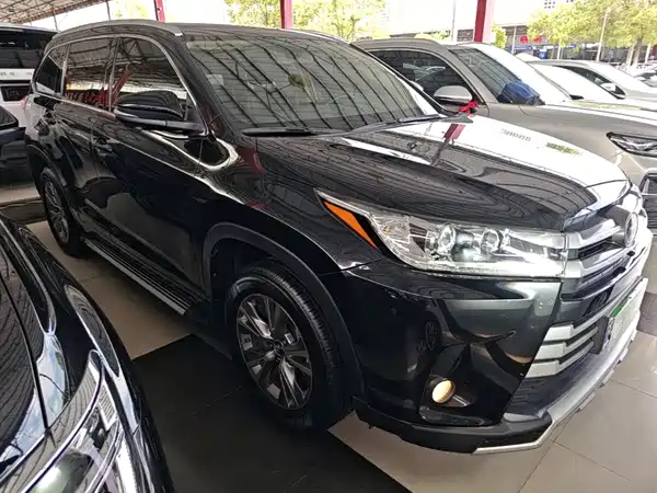Toyota Highlander 2020