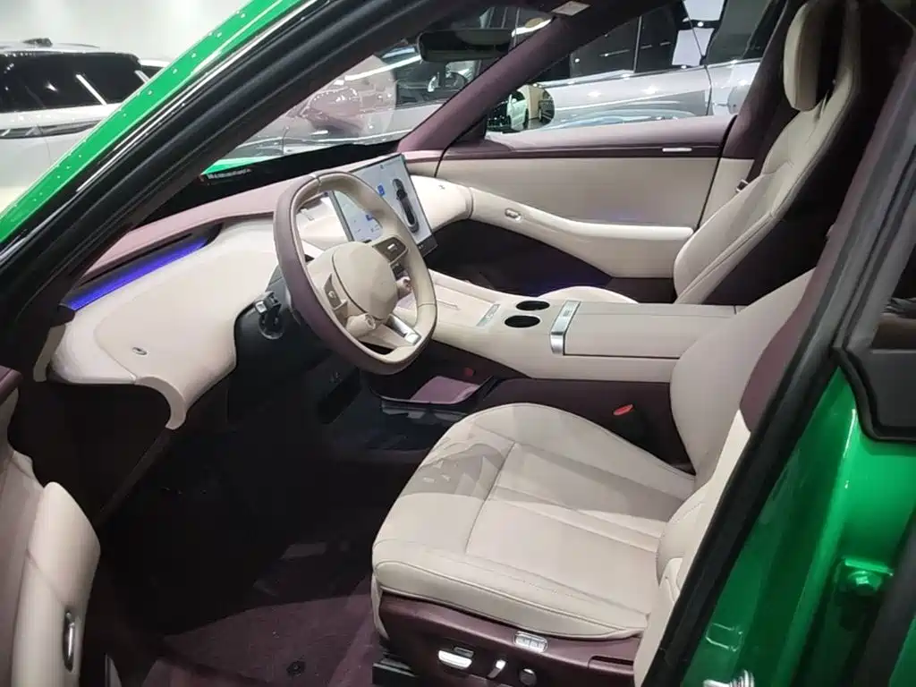 Xiaomi YU7 2026 — фото 15