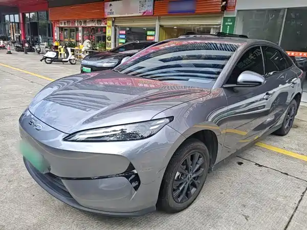 BYD e7 2025