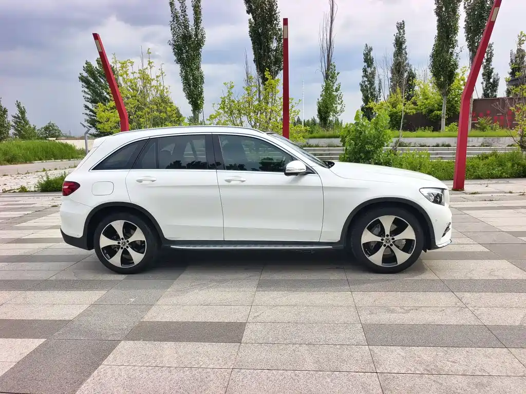 Mercedes-Benz GLC 2018 — фото 6