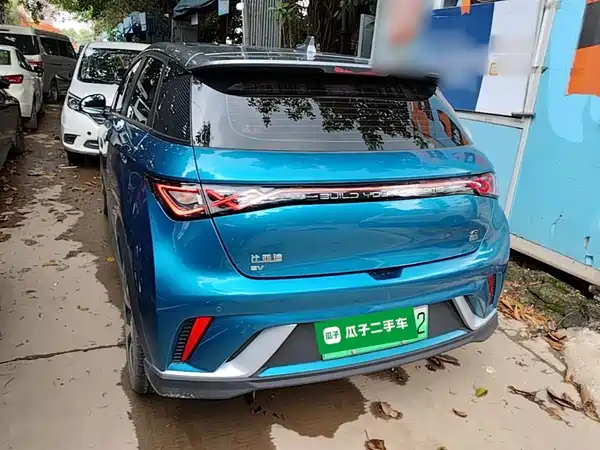 BYD Dolphin 2022