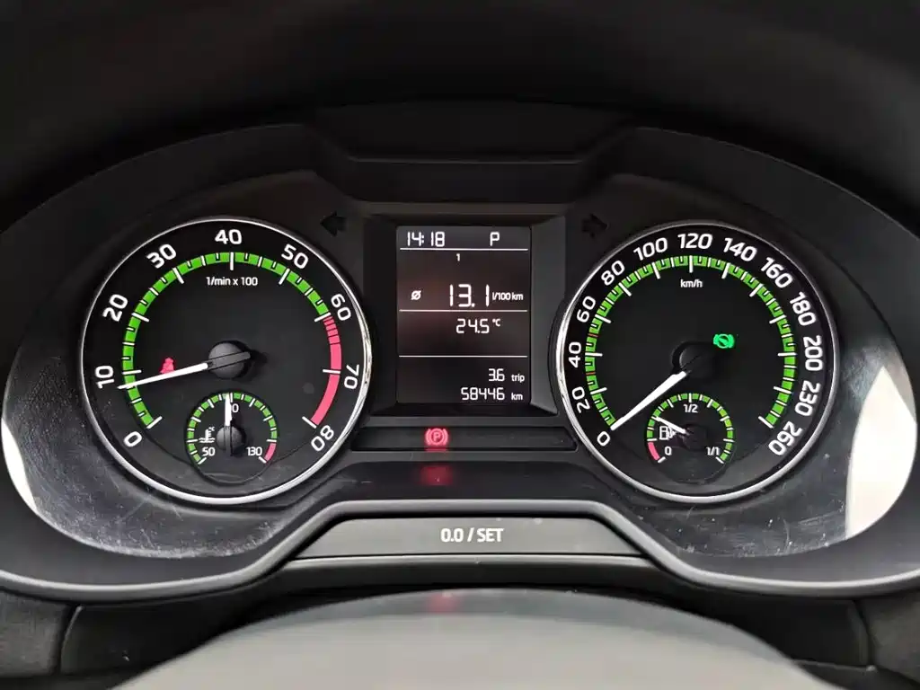 Skoda Octavia 2018 — фото 17