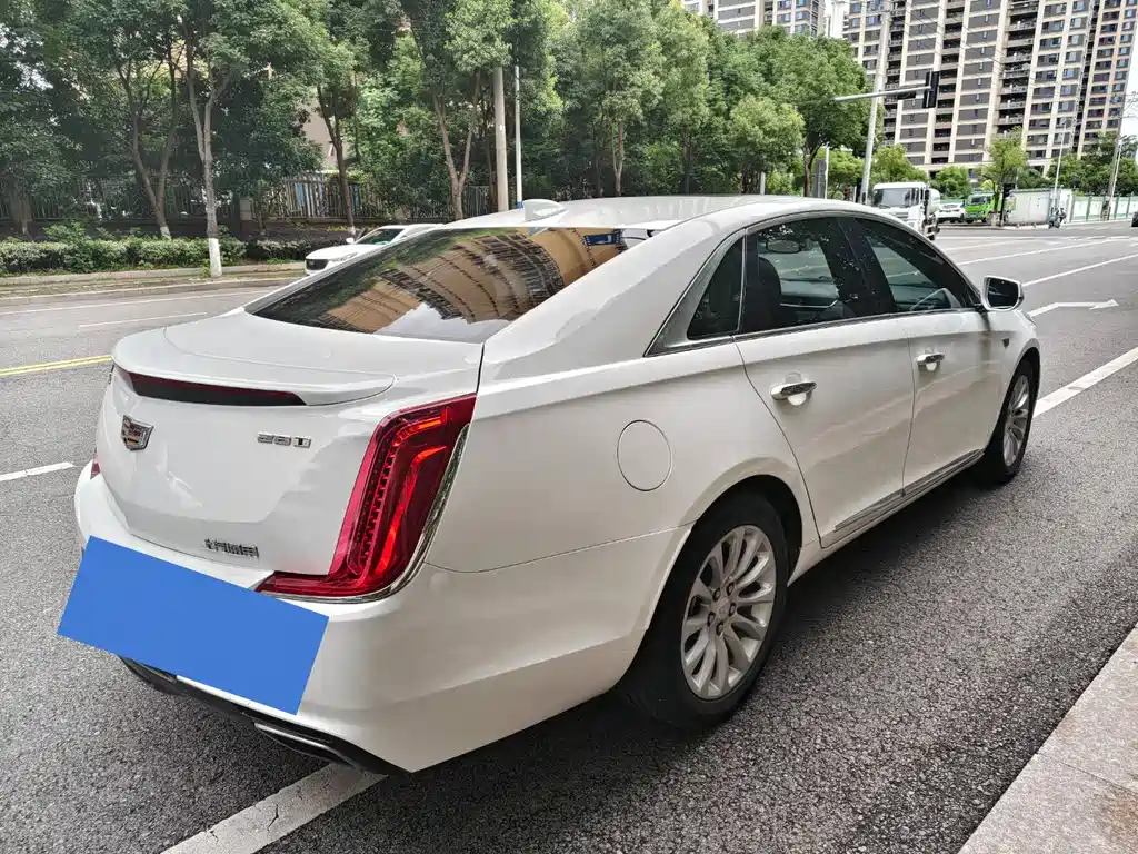 Cadillac XTS 2018 — фото 5