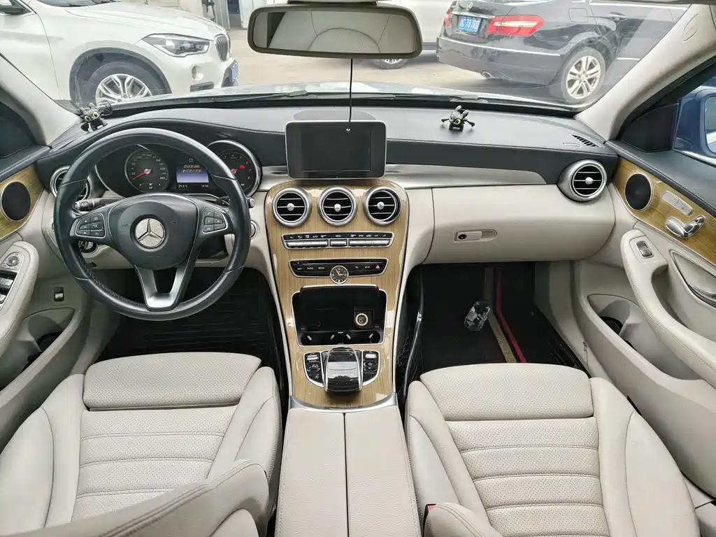 Mercedes-Benz C-Class 2016 — фото 15