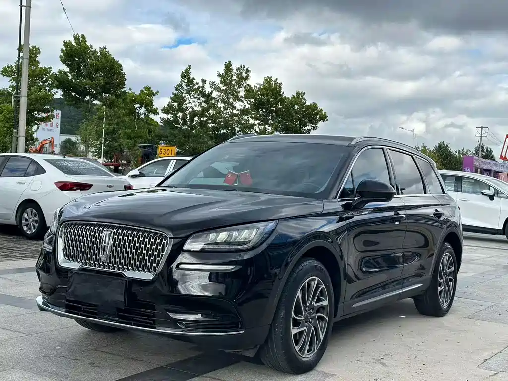 Lincoln Corsair 2021