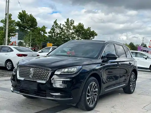 Lincoln Corsair 2021