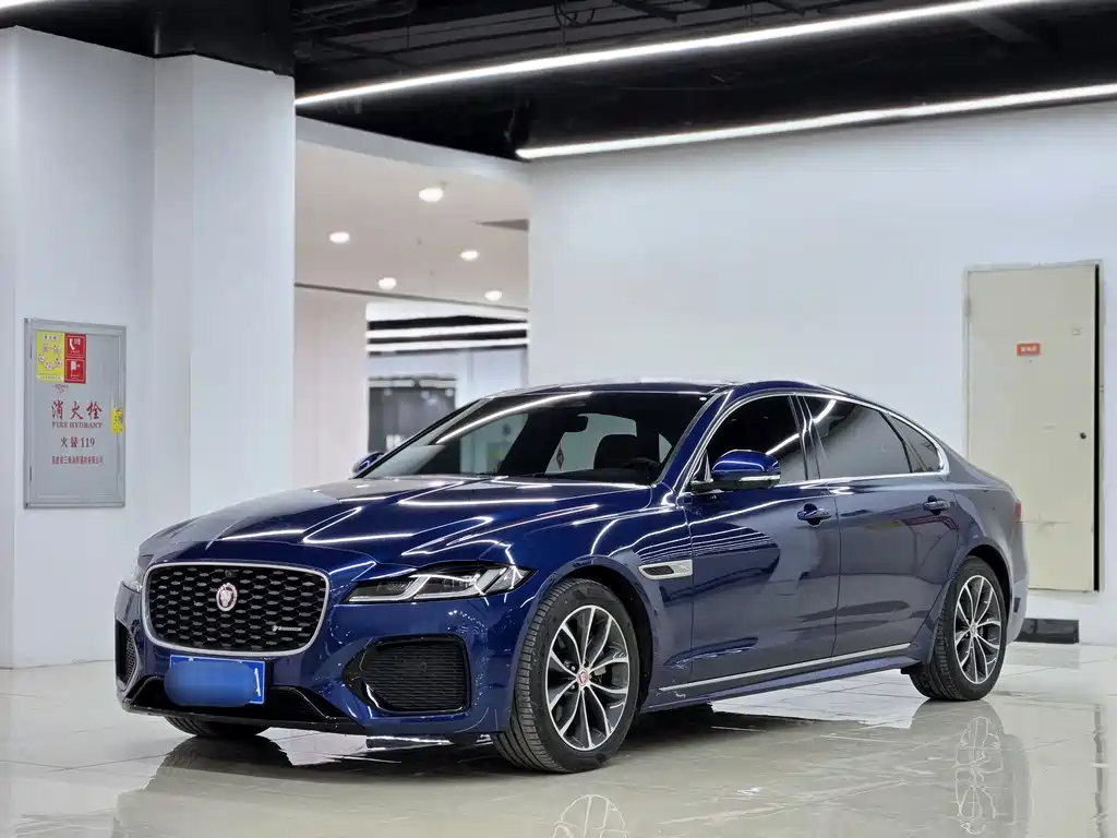 Jaguar XFL 2023 — фото 1