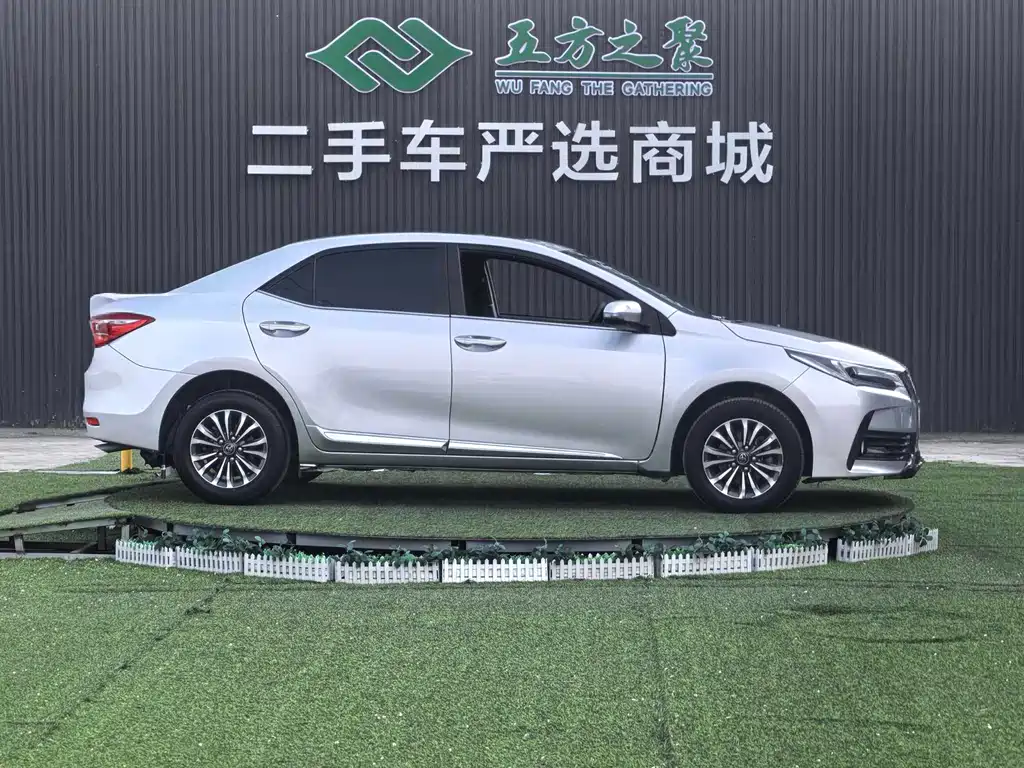 Toyota Corolla 2019 — фото 4