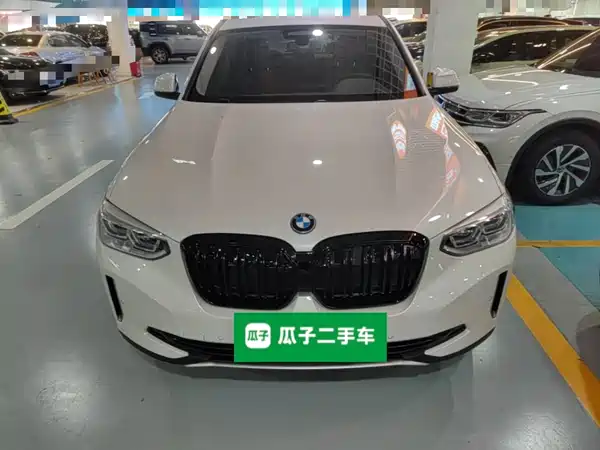 BMW iX3 2021