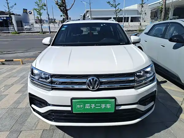 Volkswagen Tharu 2019
