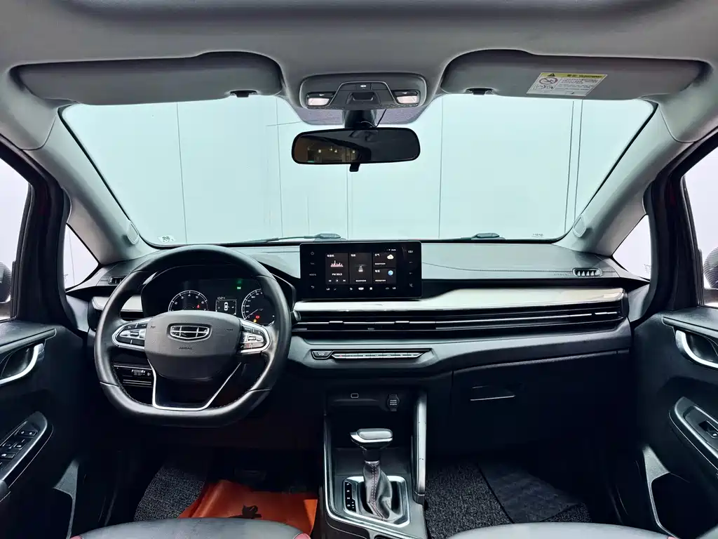 Geely Vision X3 2022 — фото 16
