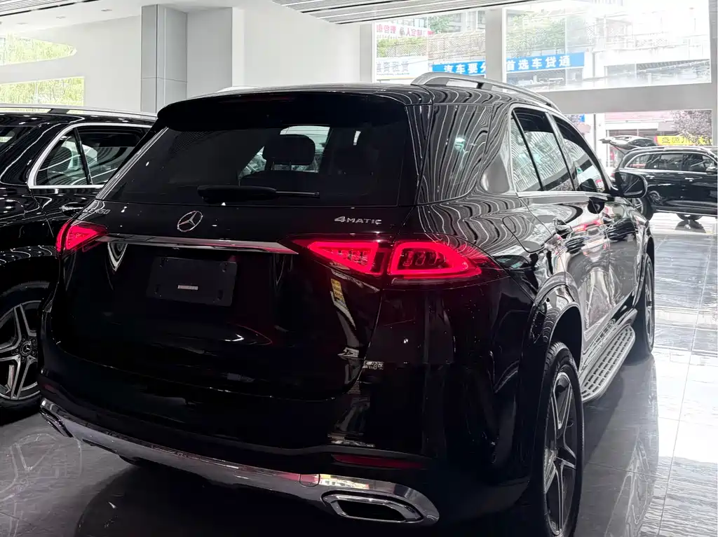 Mercedes-Benz GLE 2020 — фото 18