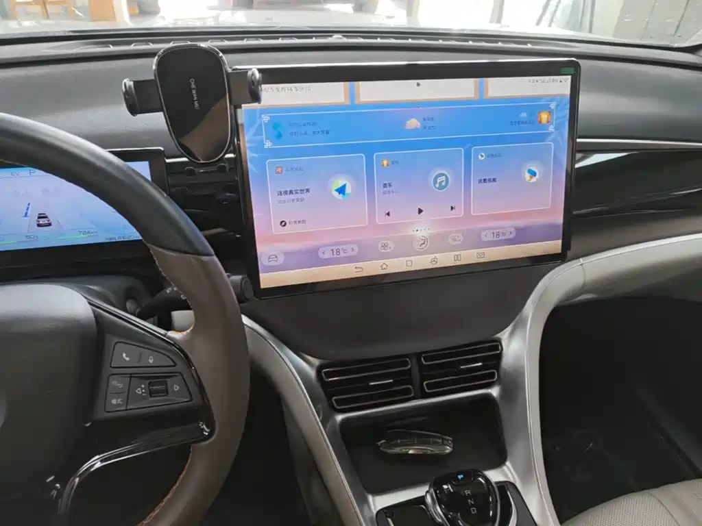 BYD Song Pro New Energy 2023 — фото 13