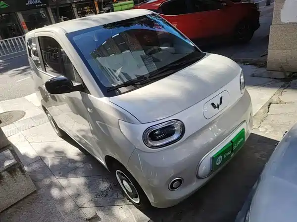 Wuling Hongguang MINIEV 2025