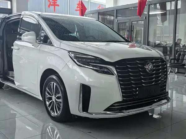 Buick GL8 2023