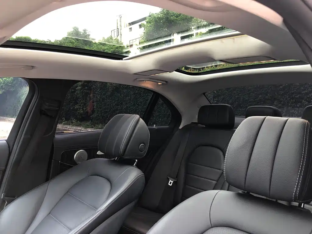Mercedes-Benz C-Class 2019 — фото 20