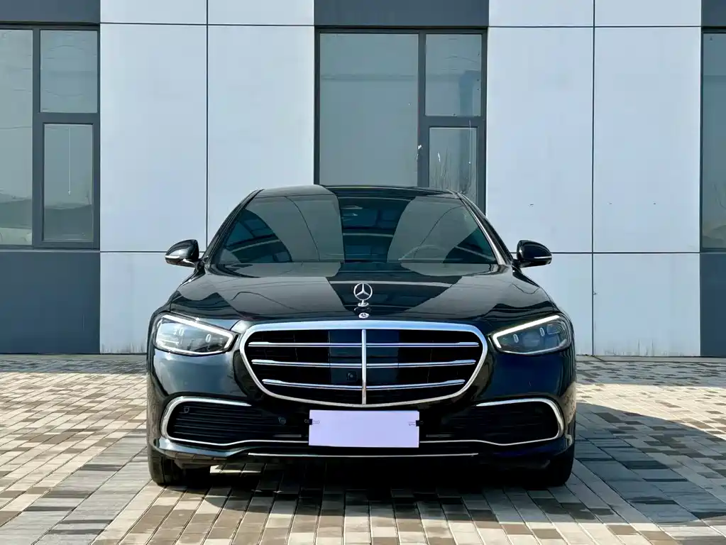 Mercedes-Benz S-Class 2024 — фото 1