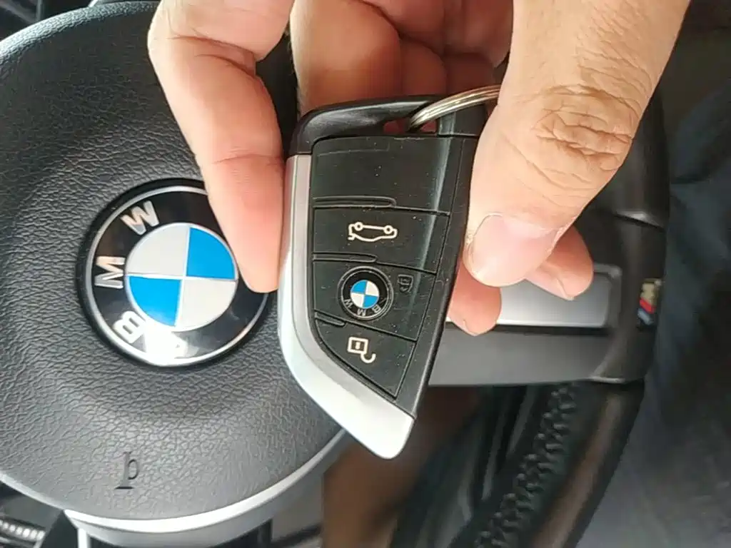 BMW 1 Series 2021 — фото 9