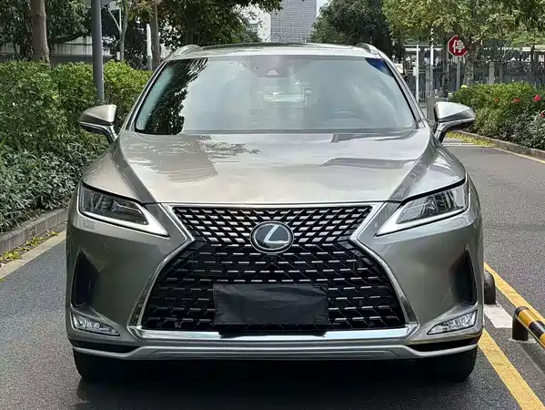 Lexus RX 2021