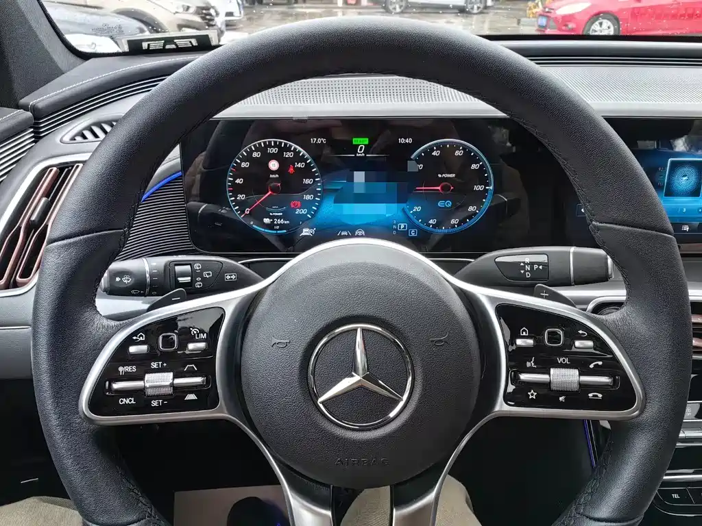 Mercedes-Benz EQC 2022