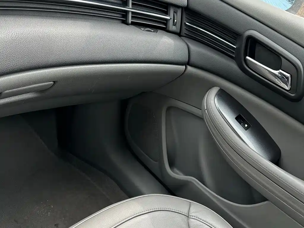 Chevrolet Malibu 2014 — фото 17