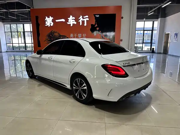 Mercedes-Benz C-Class 2018