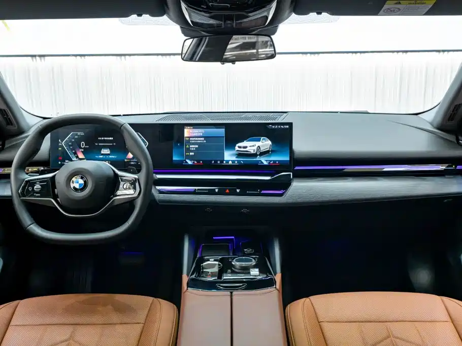 BMW 5 Series 2024 — фото 13
