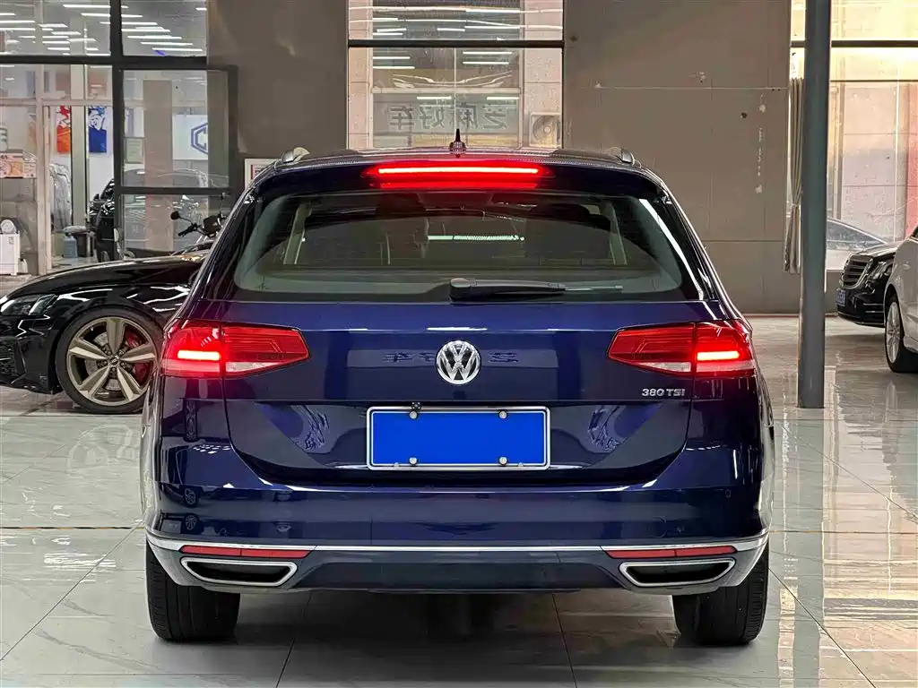 Volkswagen Viloran 2019 — фото 5