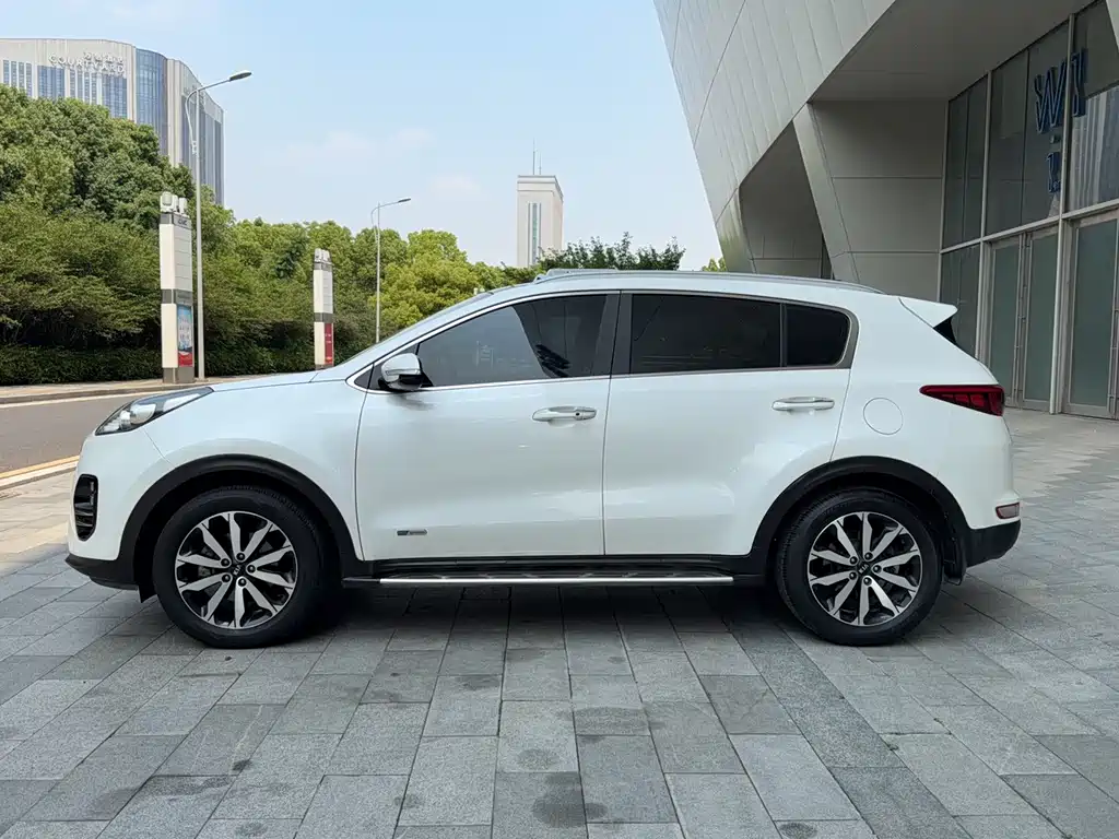 Kia KX5 2016 — фото 5