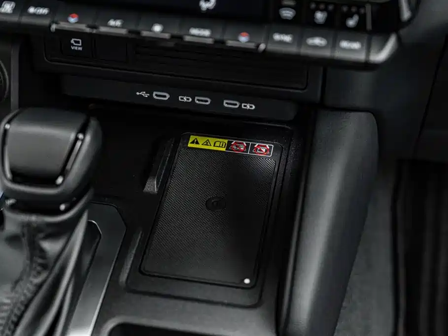 Toyota Prado 2025 — фото 33
