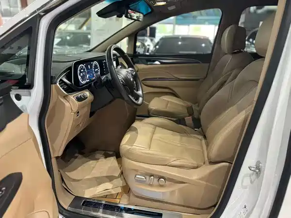 Buick GL8 2020